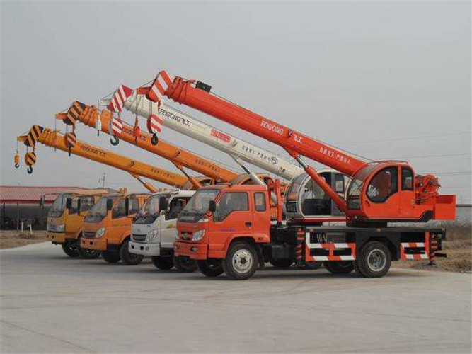 乌什县设备出现故障导致停工，怎么处理？是否有备用设备替换？